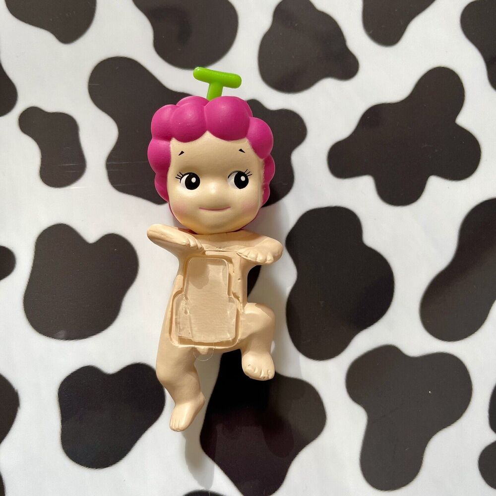 Sonny Angel Hippers Grape Harvest series Mini Figure Fruit Vegetable Att…